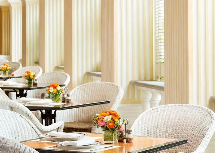 Artyzen Grand Lapa Hotel 5*
